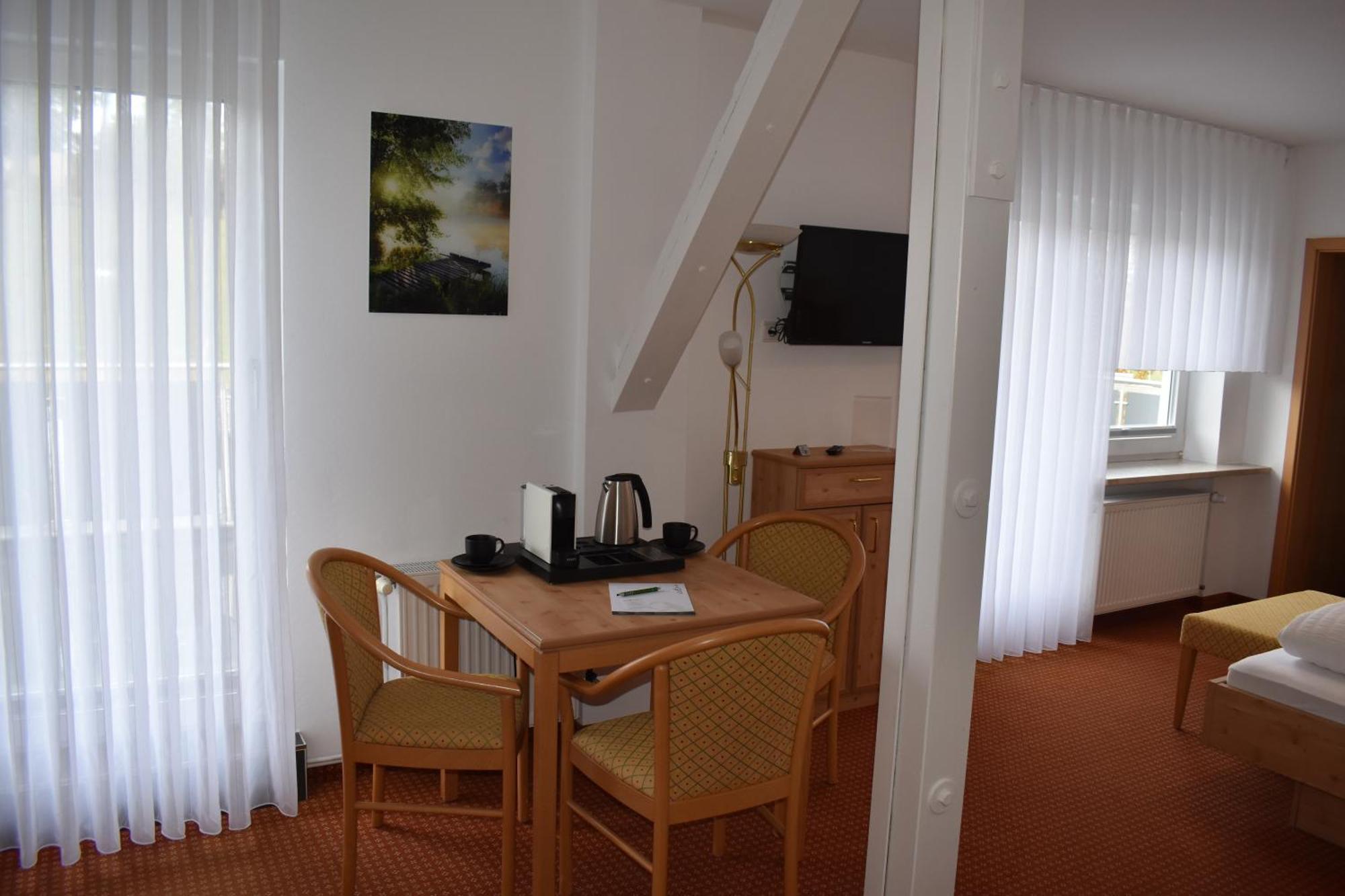 Hotel Talblick Dobel Pokoj fotografie